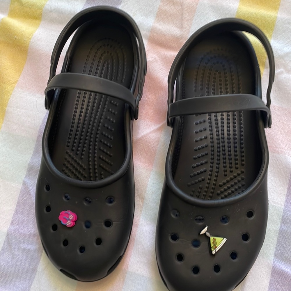 Crocs Mary Jane style